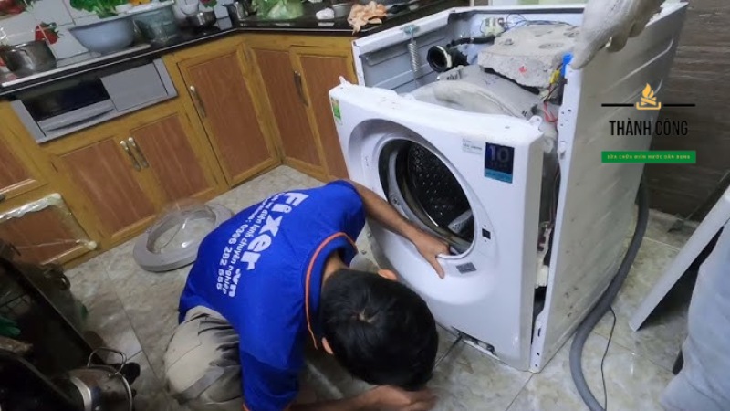 Liên hệ ngay với Thành Công để được hỗ trợ sửa máy giặt tại nhà nhanh nhất.
