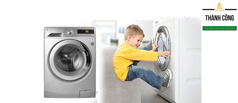 Nguyên nhân chính gây ra máy giặt Electrolux không mở được cửa.